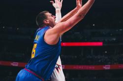 包含鹈鹕绝杀时刻，复出首战轰40分点燃赛场，约基奇迎来胜利！的词条