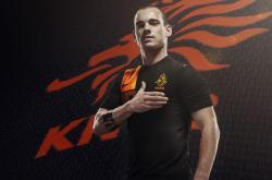 比赛规则变更引爆全场！，德罗巴意外战胜日本队赛场气氛高涨