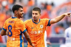 青岛中能新赛季亮丽开局！外援中卫成为支撑点的简单介绍